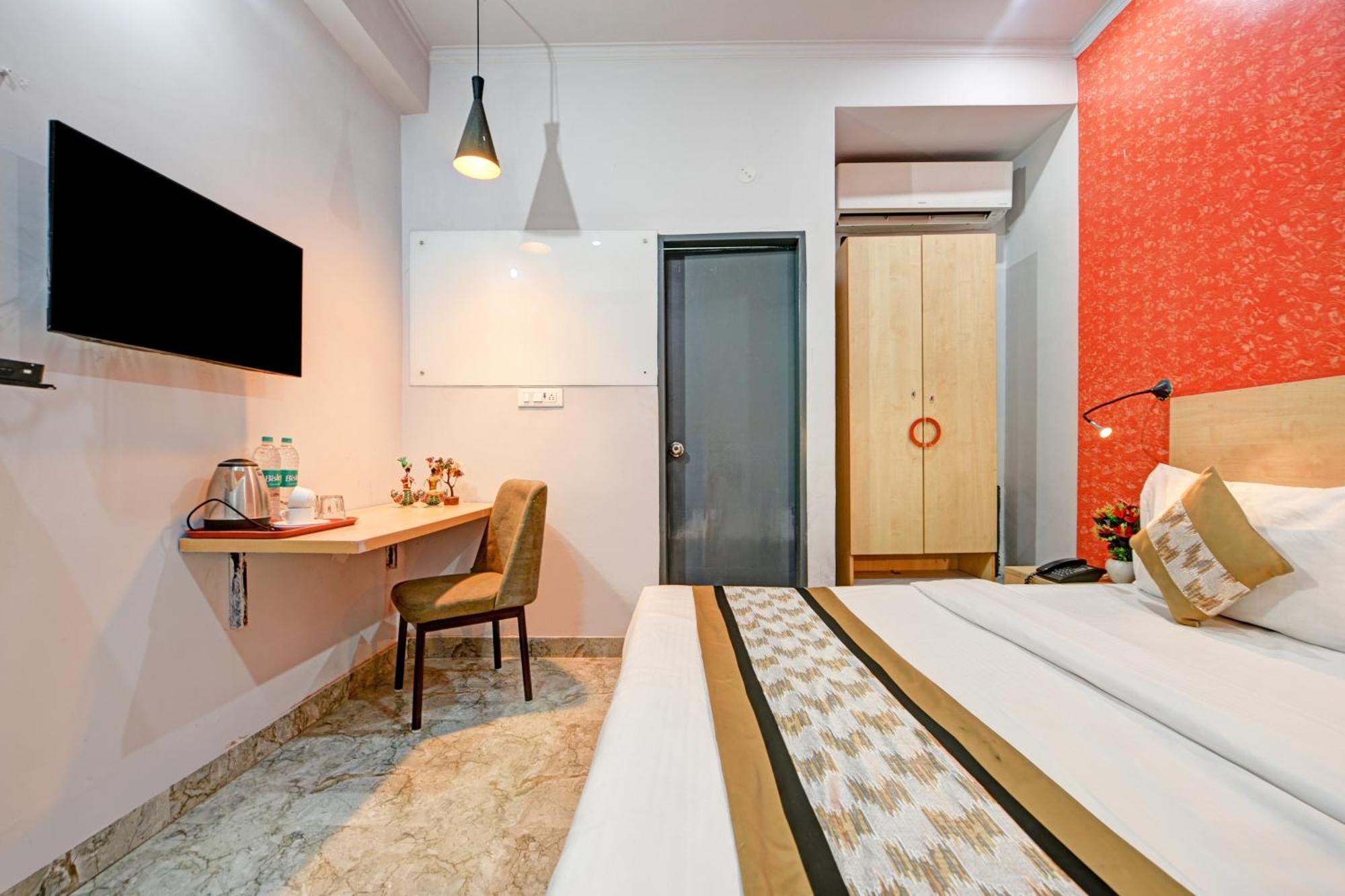 Royal Spark Inn1 - Medicity Gurugram, Near Medanta Hospital 구르가온 외부 사진