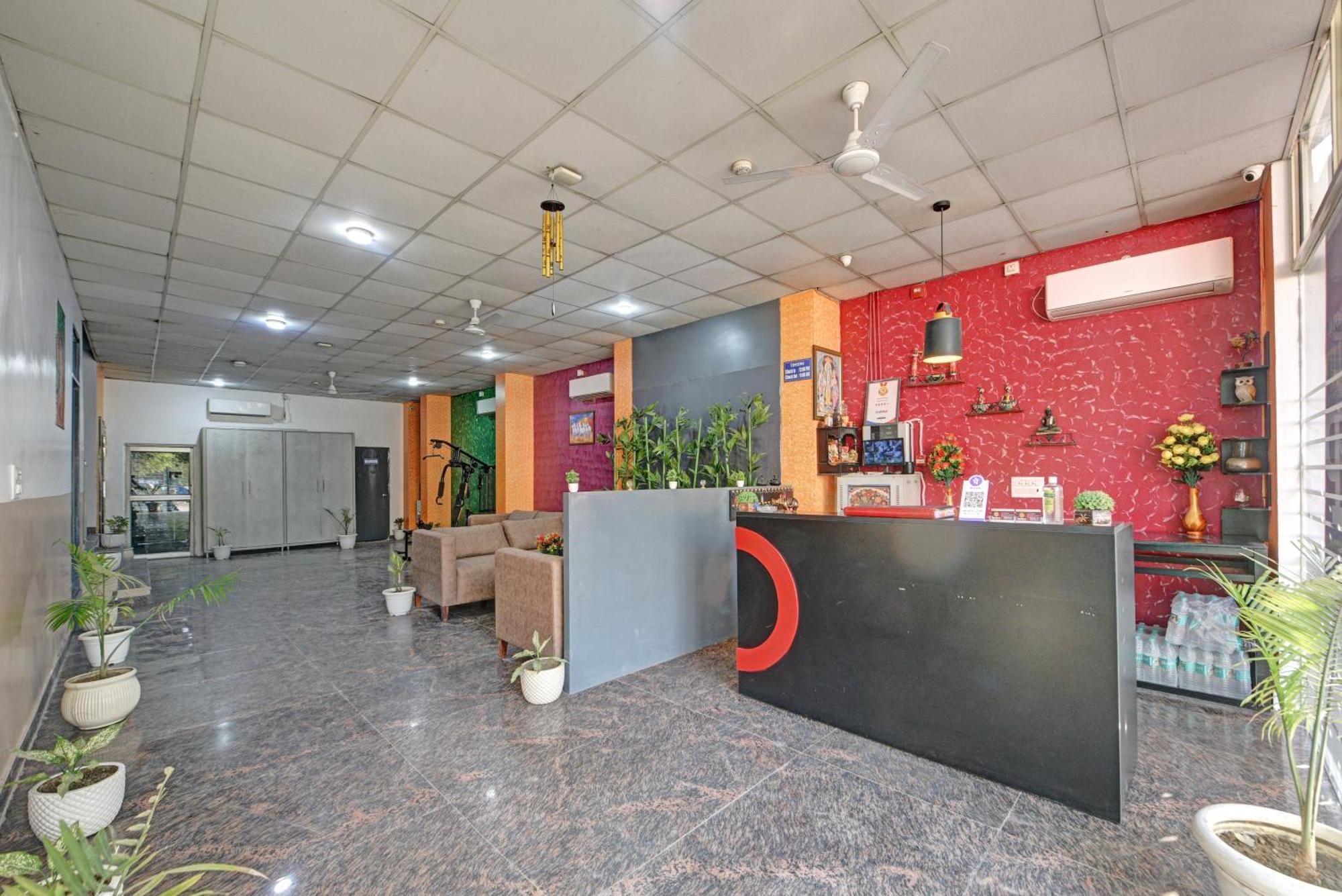Royal Spark Inn1 - Medicity Gurugram, Near Medanta Hospital 구르가온 외부 사진