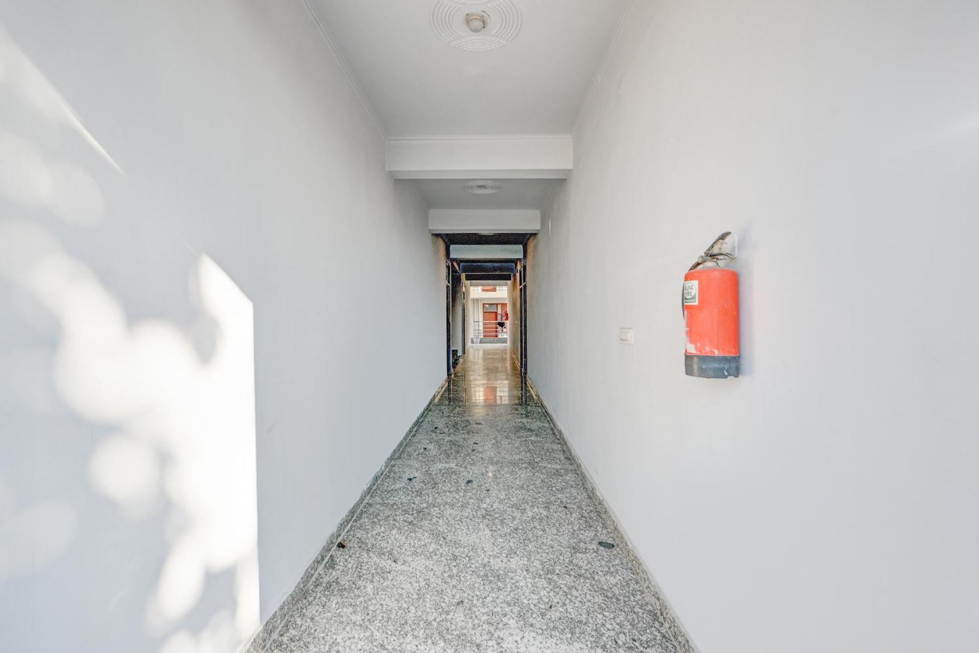 Royal Spark Inn1 - Medicity Gurugram, Near Medanta Hospital 구르가온 외부 사진